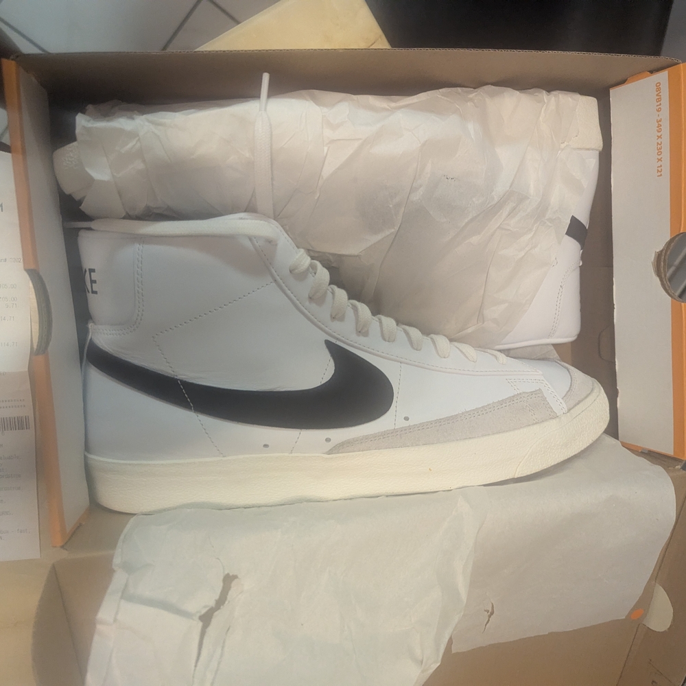 Nike White and Gray High-Top Sneakers - Picture 7 of 10